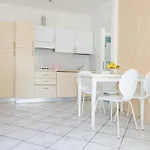 Ξενοδοχείο με διαμερίσματα Ola