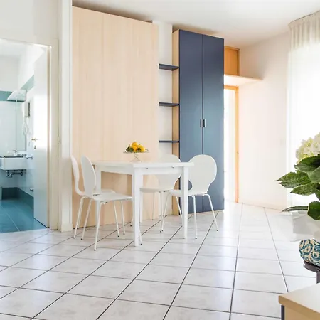 Apart-hotel Ola